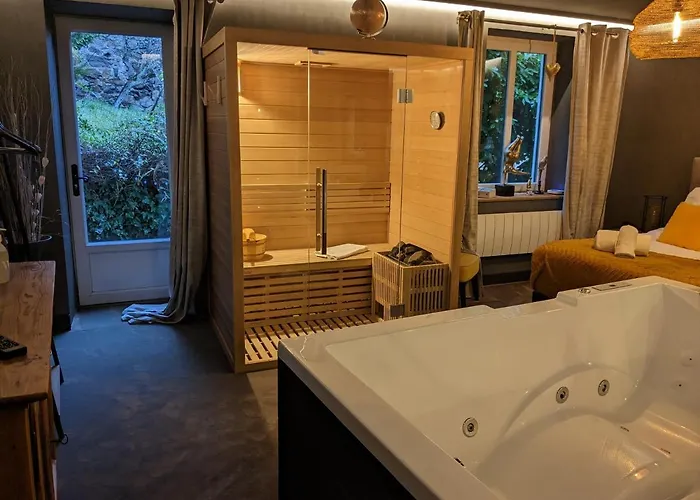 La - & Sauna Avec Parking